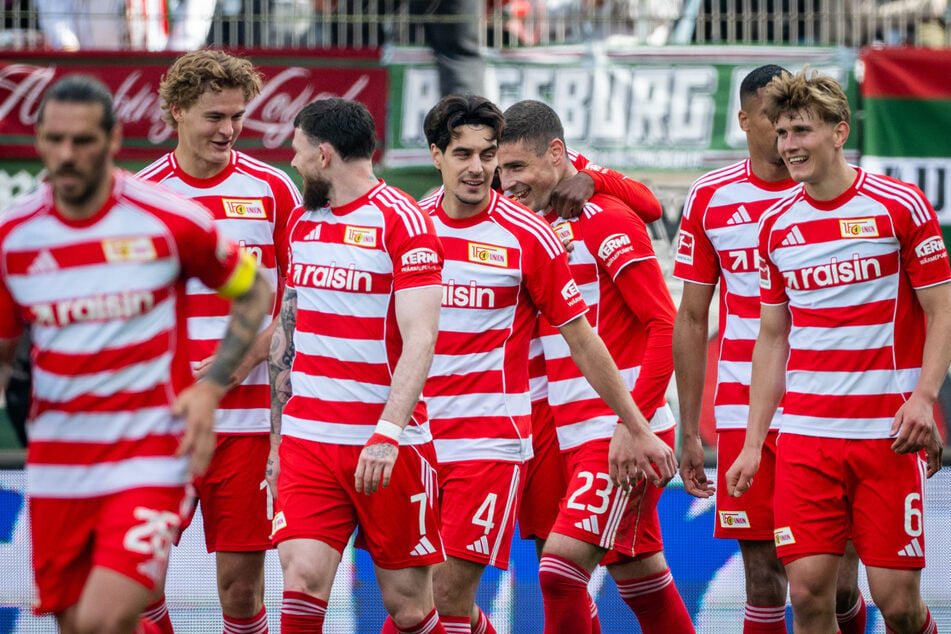 Union Berlin setzt in der neuen Saison wohl nicht mehr auf ein rot-weiß gestreiftes Heimtrikot.