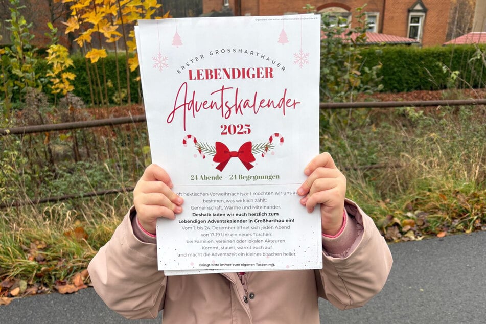 Der lebendige Adventskalender hält zahlreiche Überraschungen für Jung und Alt bereit.