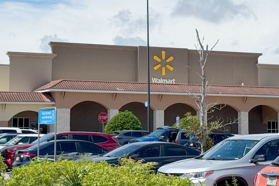 Walmart's Blowout on Wednesday, October 8 has Shoppers Racing to Grab Unbeatable Deals