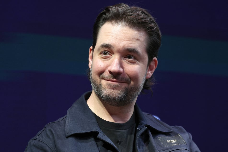 Reddit founder Alexis Omanian announced on Monday that he joined an American bid to buy TikTok and become a strategic adviser for the effort.