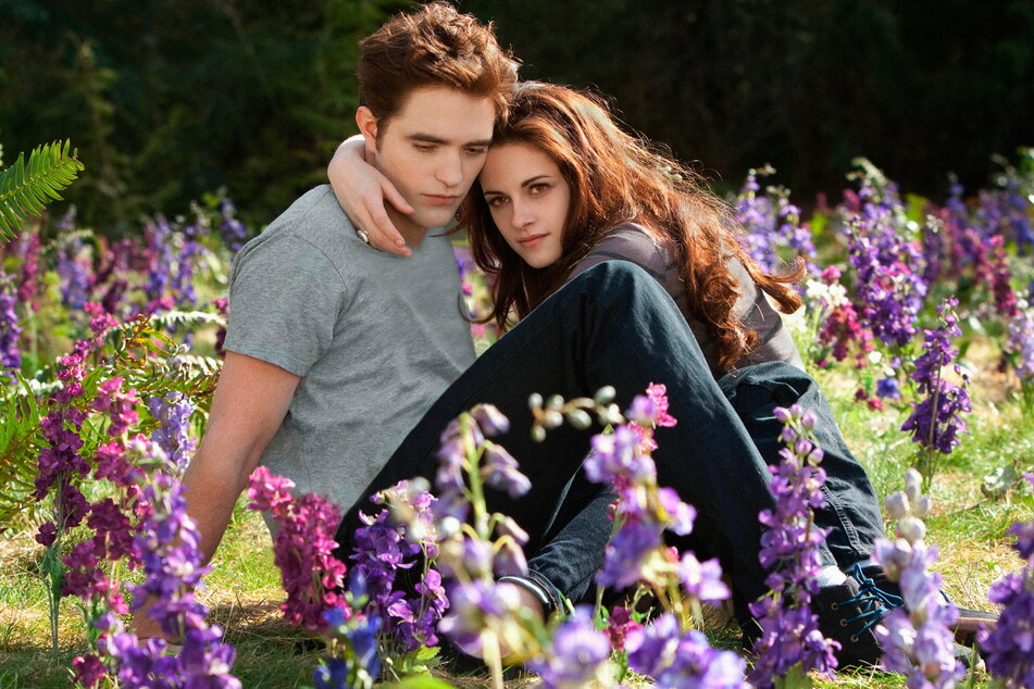 Die Geschichte von Edward (Robert Pattinson, 38) und Bella (Kristen Stewart, 34) begeistert nicht jeden.