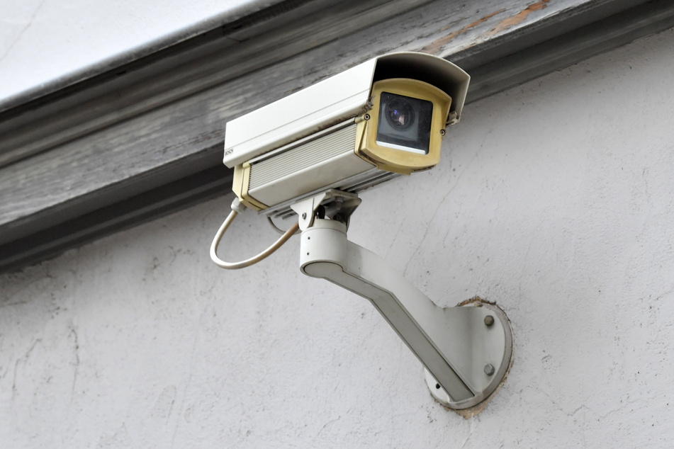 Auch in Magdeburgs Innenstadt hängen Kameras zur polizeilichen Überwachung.