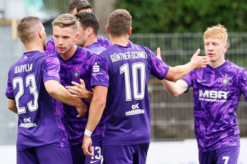 Der FC Erzgebirge Aue konnte sich am Ende über eine 4:2-Führung freuen.
