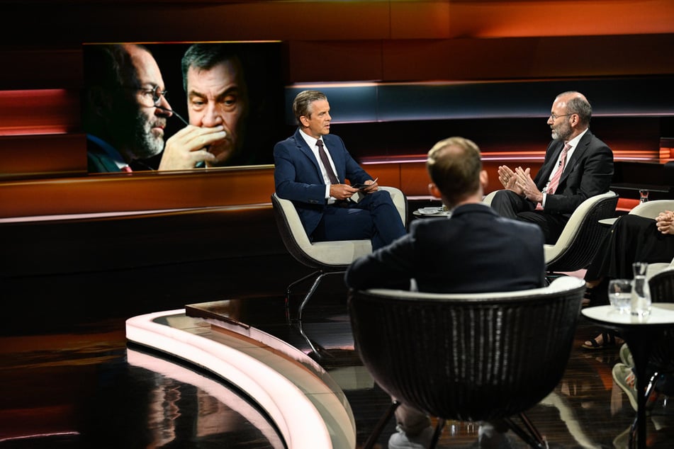 In einem fünfseitigen Schreiben an 600 Parteifunktionäre hatte sich Weber sehr kritisch darüber geäußert, wie Politik in Zeiten sozialer Medien betrieben wird.