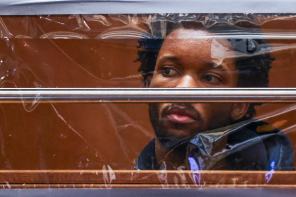 Prosecutor in D4vd murder case reveals shocking discovery on singer's phone