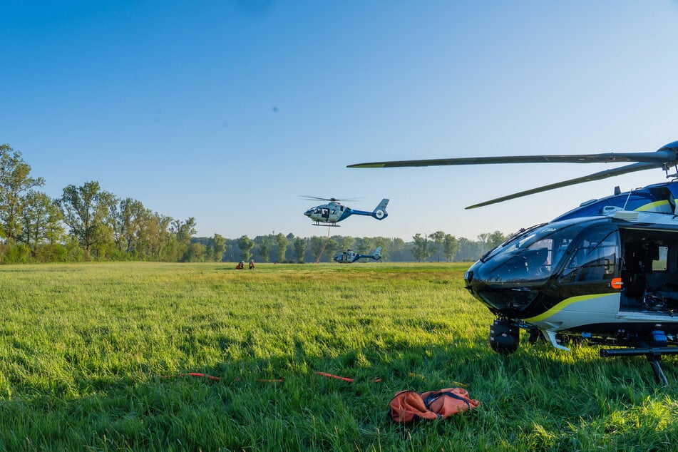 Am Brandort waren auch Hubschrauber im Einsatz.