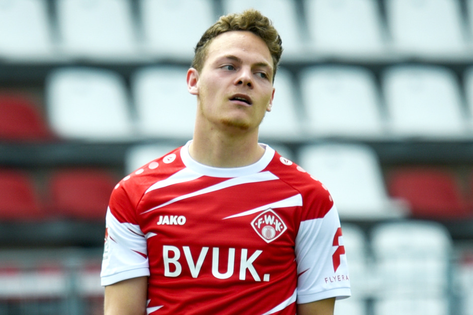 Patrick Sontheimer (22) kam im Sommer neu von der SpVgg Greuther Fürth und war in Würzburg Stammspieler. Dem Negativlauf konnte aber auch der zentrale Mittelfeldspieler nicht entgegenwirken.