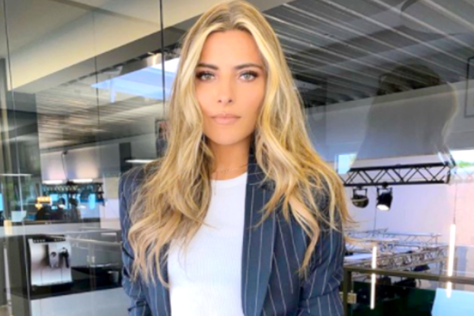 Granate Mit Diesem Foto Haut Sophia Thomalla Ihre Fans Um Tag24