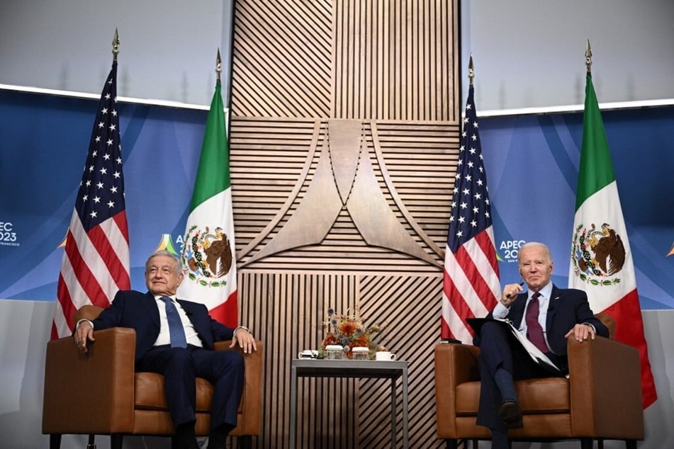 US President Joe Biden (r.) and Mexican President Andres Manuel Lopez Obrador have pledged to coordinate to fight drug trafficking.