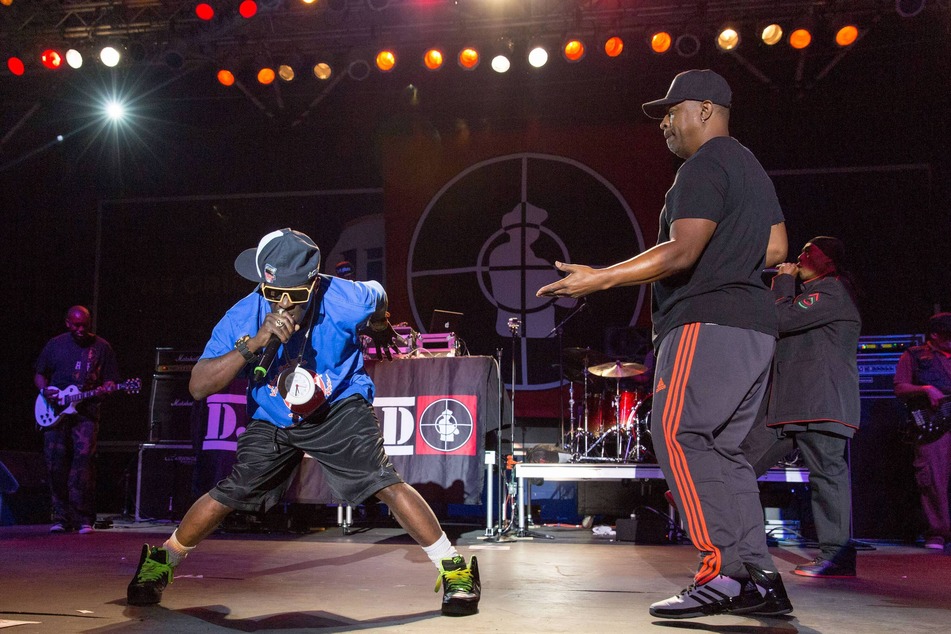 Rappers Flavor Flav (l.) and Chuck D of Public Enemy performing live at the Summerfest Music Festival in Milwaukee, Wisconsin, in June 2015.