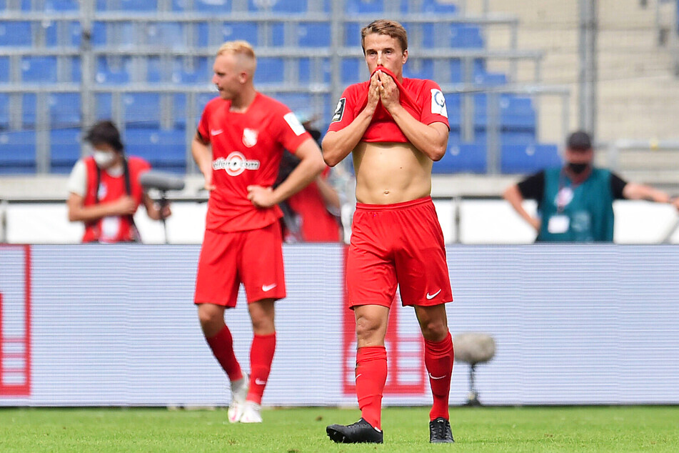 Der TSV Havelse um Linksverteidiger Niklas Teichgräber (25, r.) hat bislang all seine acht Pflichtspiele in dieser Saison verloren.