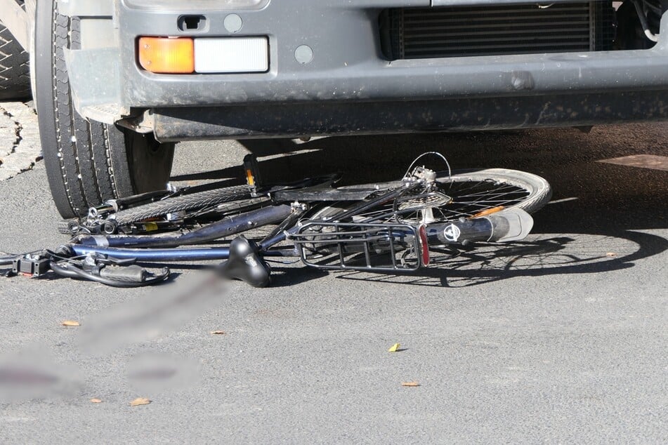Der Radfahrer wurde schwer verletzt.