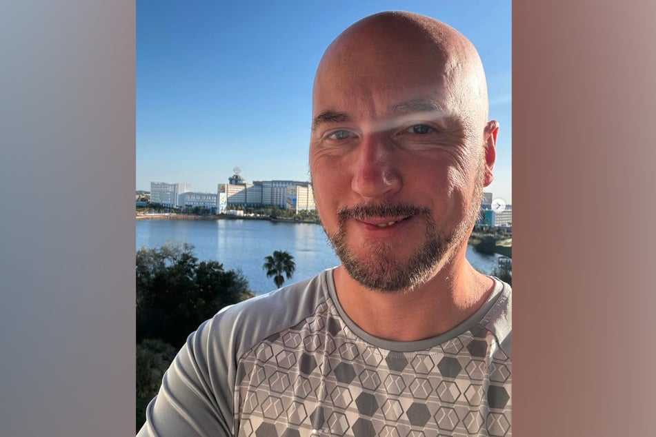 Björn Reichert (†50) arbeitete mehr als 16 Jahre für SAT.1 NRW. Kollegen und Zuschauer nehmen jetzt emotional Abschied von dem Nachrichtenmann.