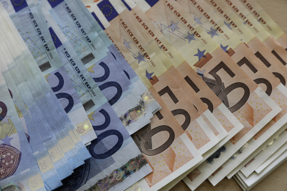 Die Landesregierung hat 2020 mehr als 22 Millionen Euro für Gutachten ausgegeben. (Symbolbild)