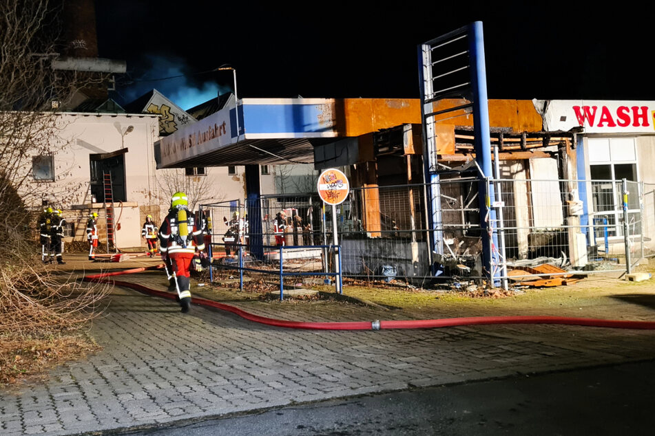 50.000 Euro Schaden nach Brand in Industriebrache