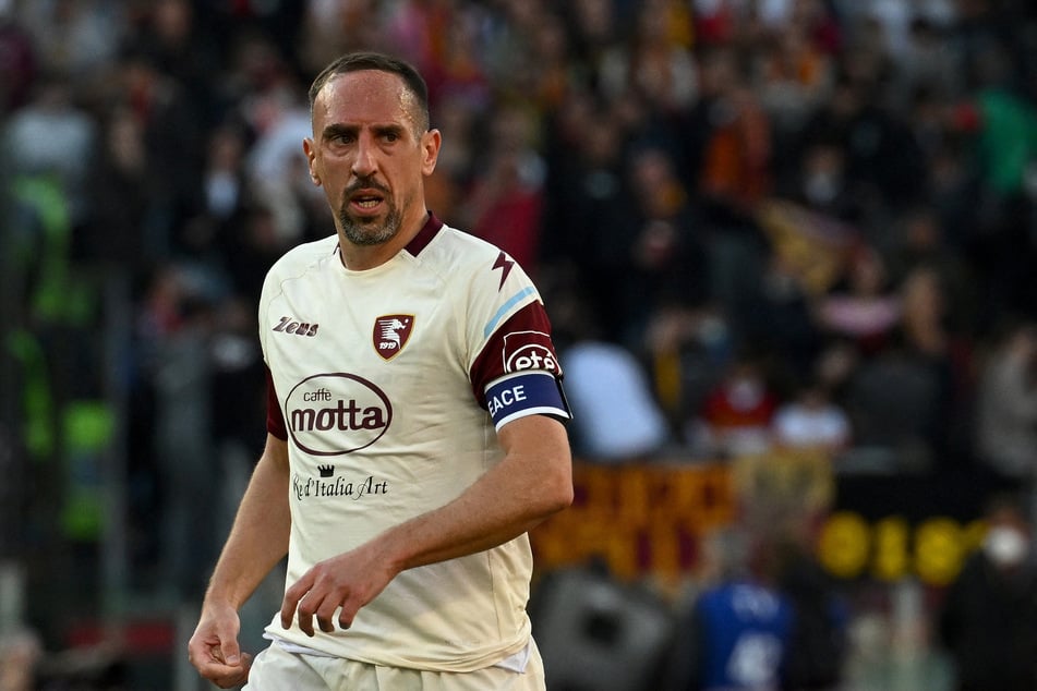 Während seiner Zeit bei US Salernitana erlebte Franck Ribéry (42) eine gesundheitliche Odyssee.