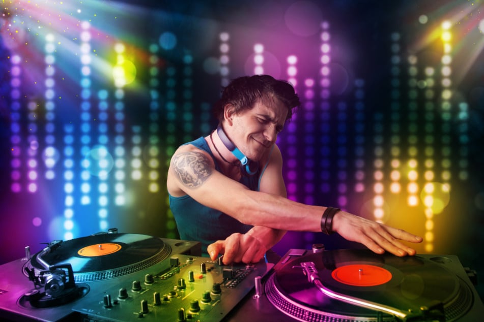 Coole DJ-Beats gibt es am Sonntag auf dem Verkehrslandeplatz Jahnsdorf. (Symbolfoto)