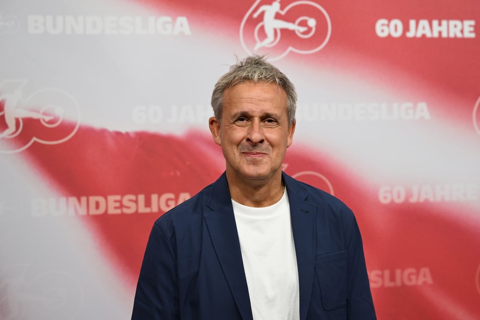 Der Ex-Profi Pierre Littbarski (63) spielte mit kurzer Unterbrechung von 1978 bis 1993 für den 1. FC Köln.