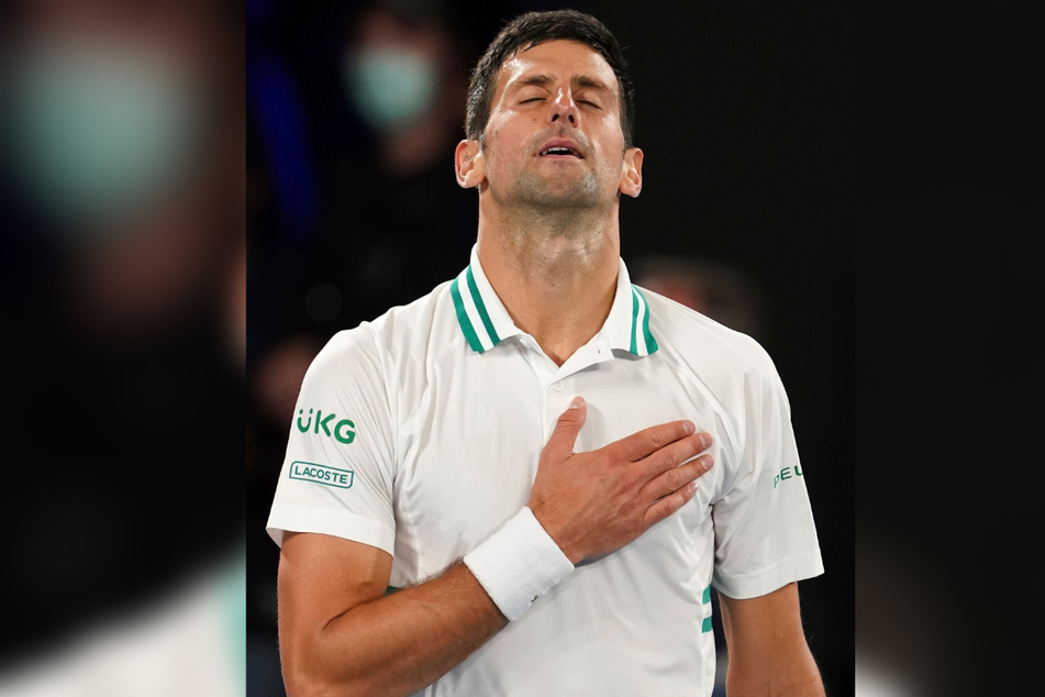 Novak Djokovic (33) sollte von einem hübschen Model verführt werden. Ob er darauf eingegangen wäre?