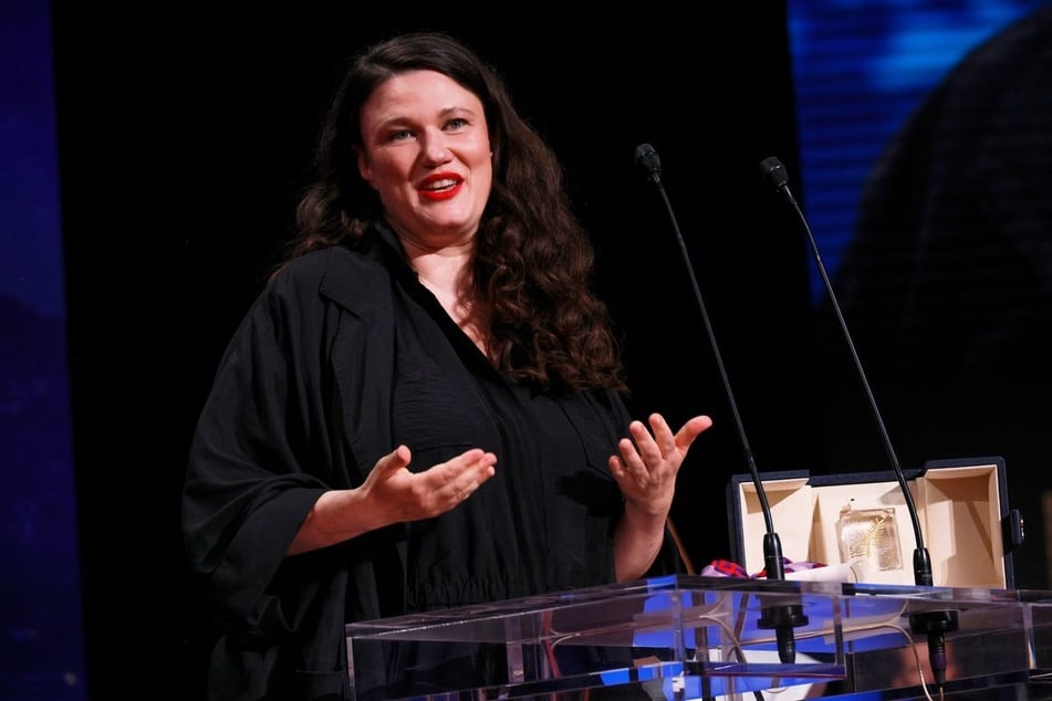 Die Berlinerin Mascha Schilinski hat für ihren Film den Preis der Jury in Cannes erhalten.