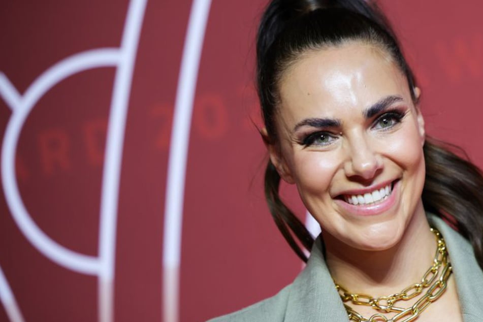 Esther Sedlaczek se vuelve personal: Con estas palabras anuncia su regreso después de la pausa por maternidad