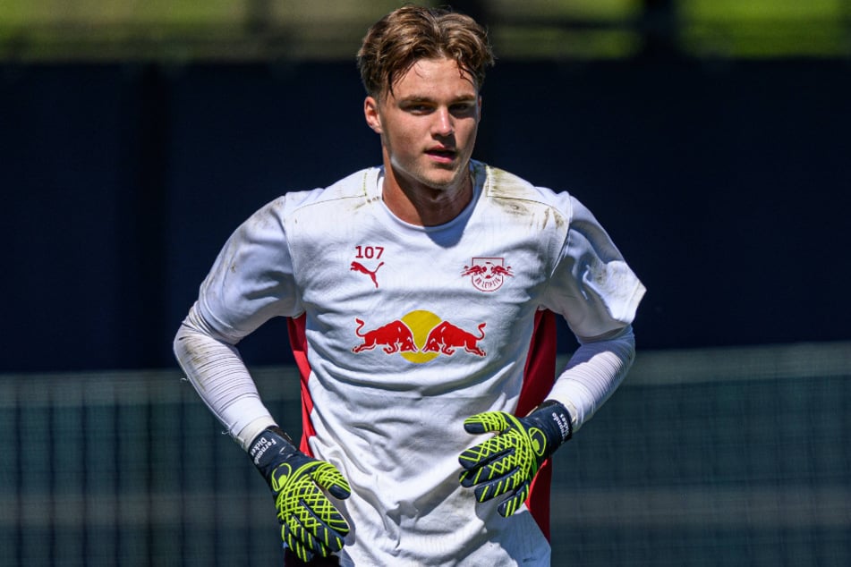 U18-Nationalkeeper Fernando Dickes (17) wechselt von RB Leipzig zum HSV.