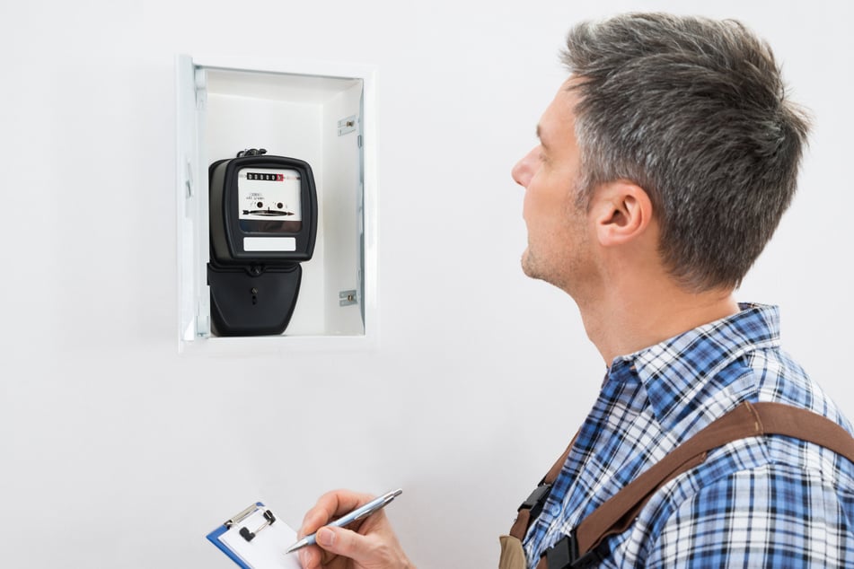 Günstiger dürfte bei vielen Dresdnern im neuen Jahr die Stromrechnung ausfallen.