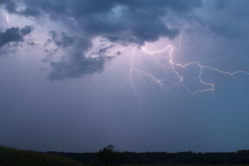 Unwetter bei Gottesdienst: 14 Kinder und Jugendliche von Blitz getötet