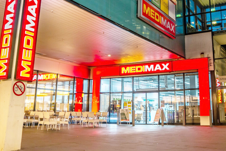 MEDIMAX Nettetal auf der Johannes-Cleven-Straße 4.