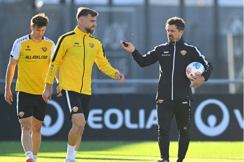 Thomas Stamm (42, r.) hat immer wieder mit seiner Defensive Arbeit.