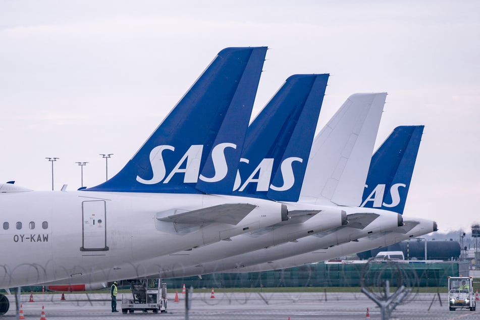 Scandinavian Airlines musste seine Passagiere nach einer ungeplanten Zwischenlandung in einen mausfreien Flieger umsteigen lassen. (Symbolbild)