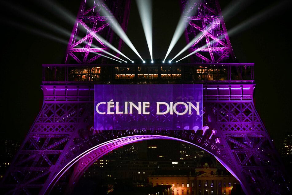 Céline Dion has announced her return to the stage after a lengthy break due to health issues.