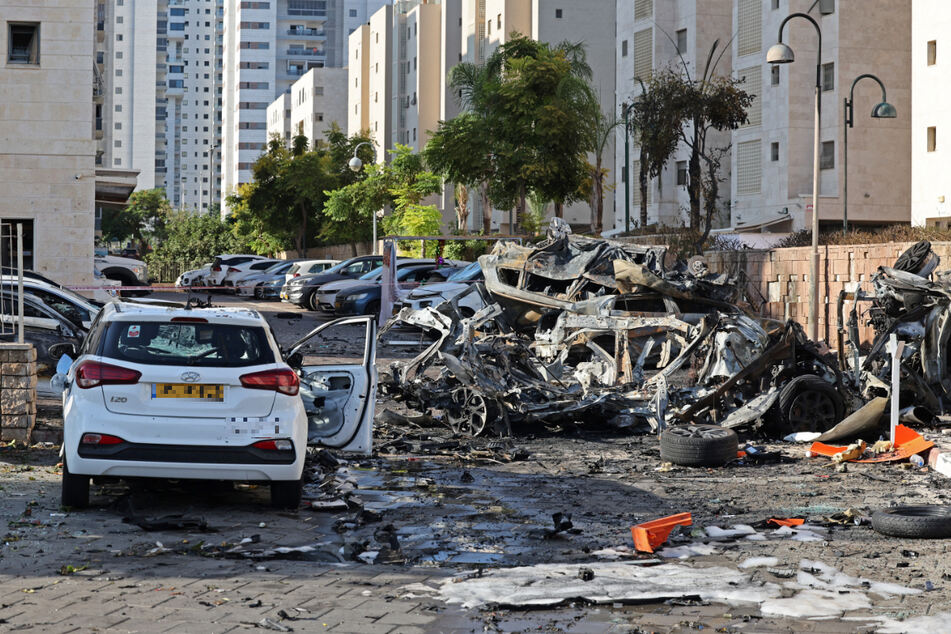 Raketentreffer haben in
                    Ashkelon groe Zerstrungen angerichtet.