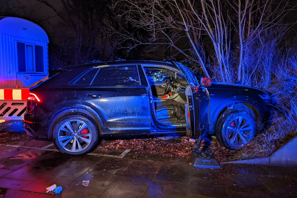 Hamburg: Mehrere Einschusslöcher in Audi: 26-Jähriger lebensgefährlich verletzt