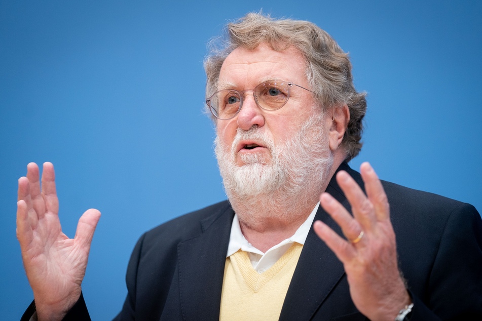 Der Vorsitzende der Ständigen Impfkommission, Thomas Mertens (71).
