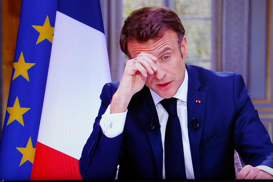 Präsident Emmanuel Macron (45) während eines Fernsehinterviews im Élysée-Palast.