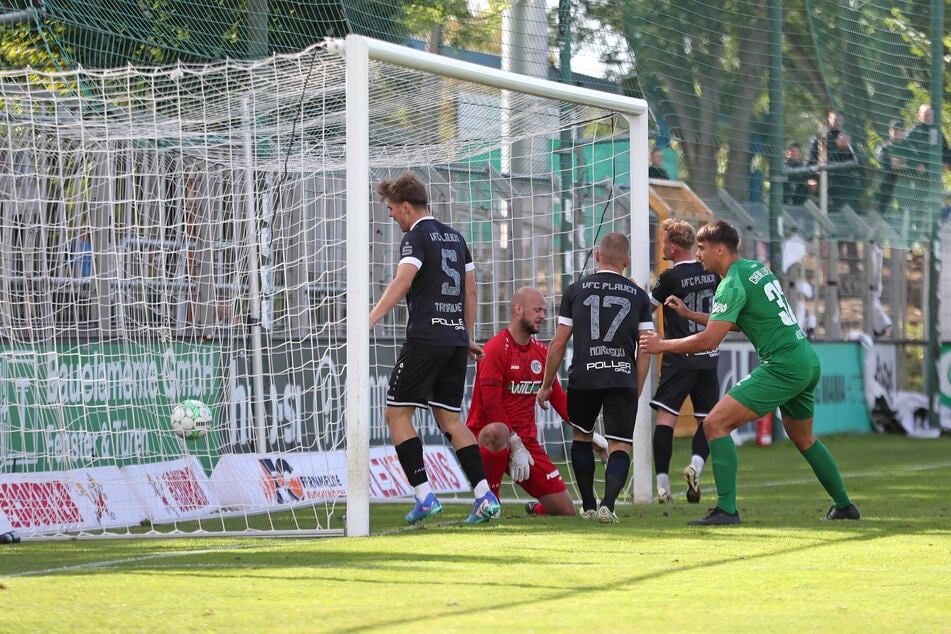 Maximilian Jagatic (nicht im Bild) erzielt spät den 1:1-Ausgleich.