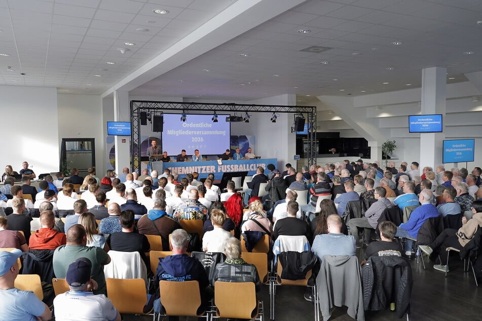 Die Himmelblauen luden am Donnerstagabend zur Mitgliederversammlung ins CFC-Stadion ein.
