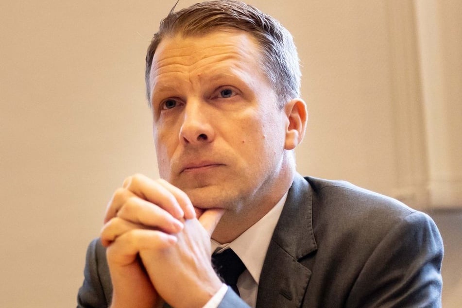 Oliver Pocher (47) hat mal wieder gegen seinen Erzrivalen Stefan Raab (59) ausgeteilt.