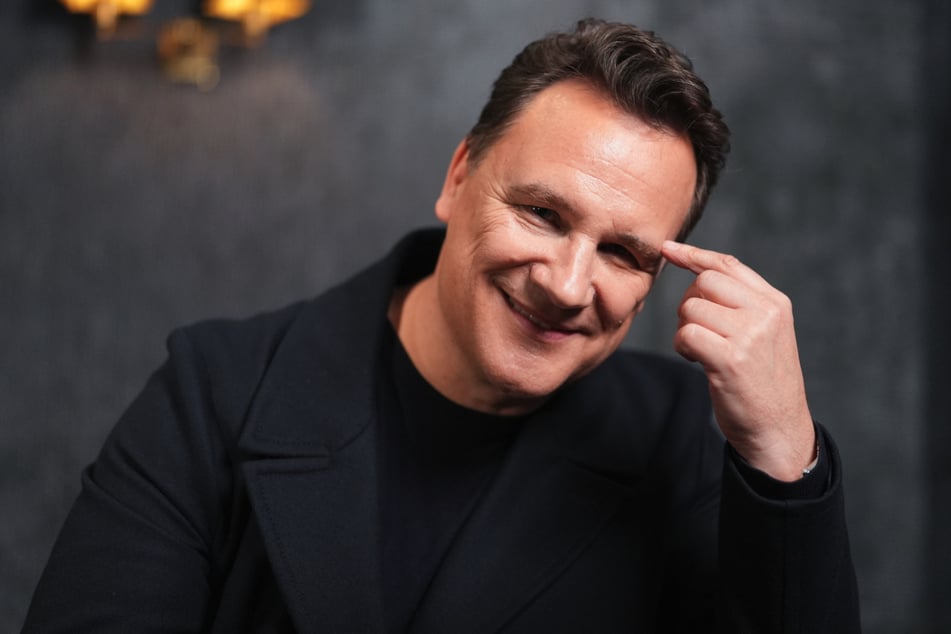 Guido Maria Kretschmer (60) verletzte sich an einer Rose. Die Folgen waren schlimm.