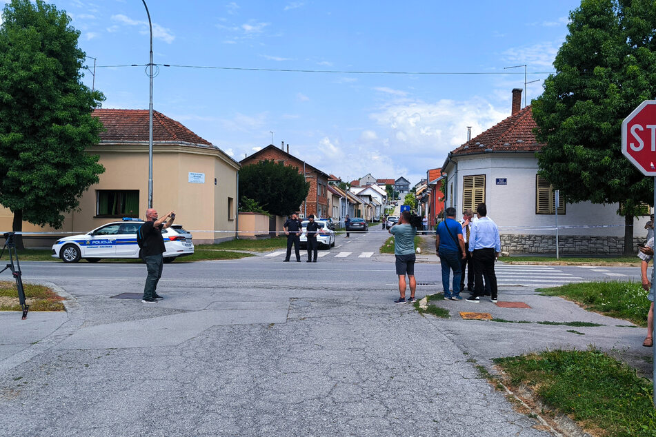 Die Polizei sperrte den Tatort weiträumig ab.