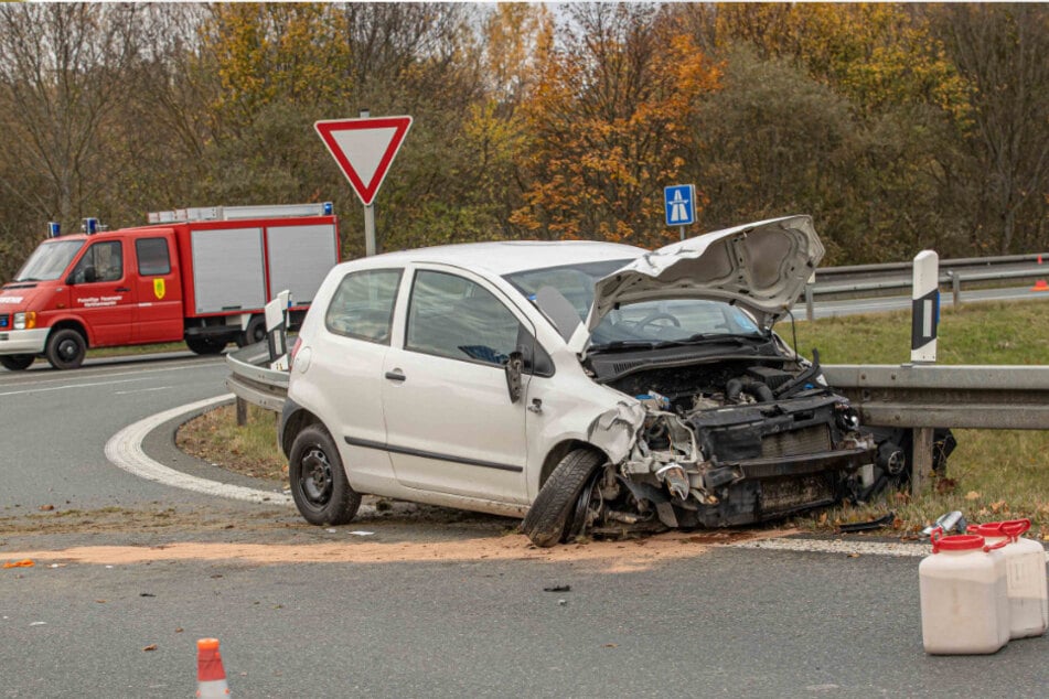 Der VW Polo war nach dem Unfall nicht mehr fahrtauglich.