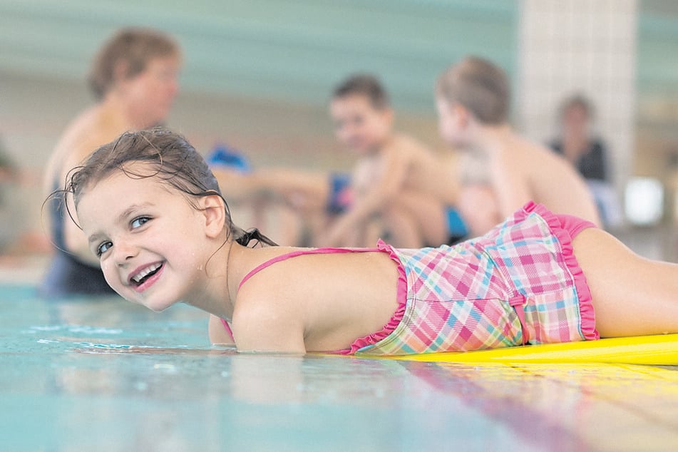 Mit den neuen Kategorien können Eltern die Schwimmfähigkeiten ihrer Kinder besser beurteilen.