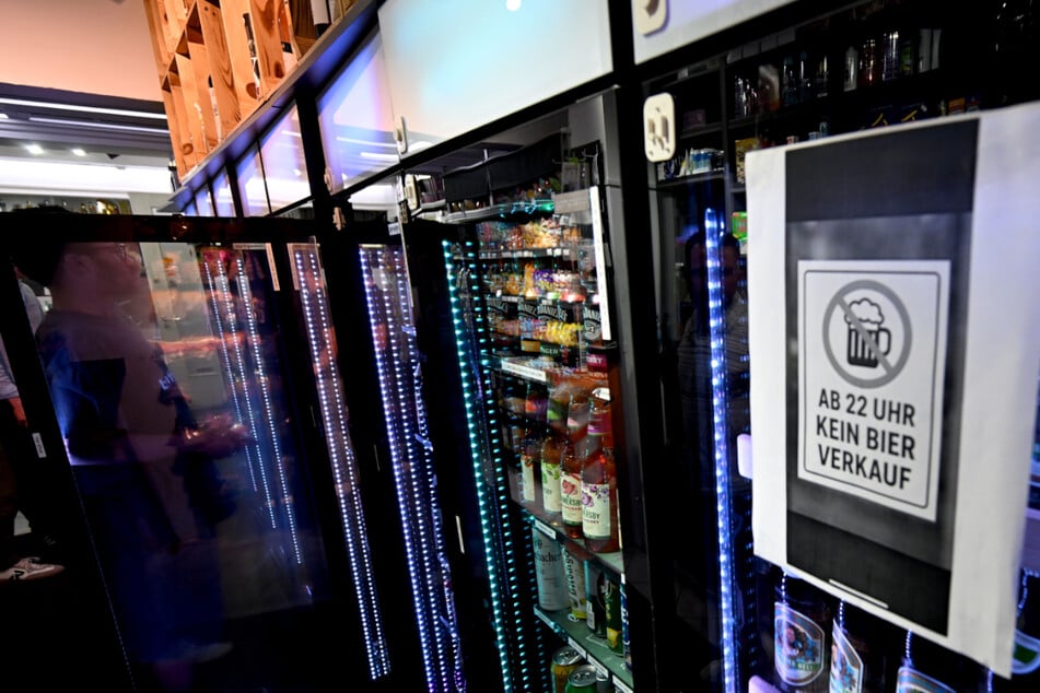 München: Bier-Verbot im Uni-Viertel aufgehoben: Bürgermeister appelliert an Feiernde