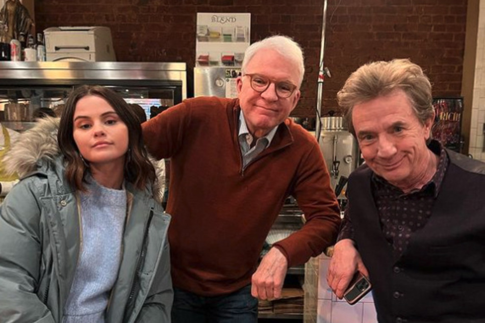 Selena Gomez (l) poses with her OMITB costars Steve Martin and Martin Short.
