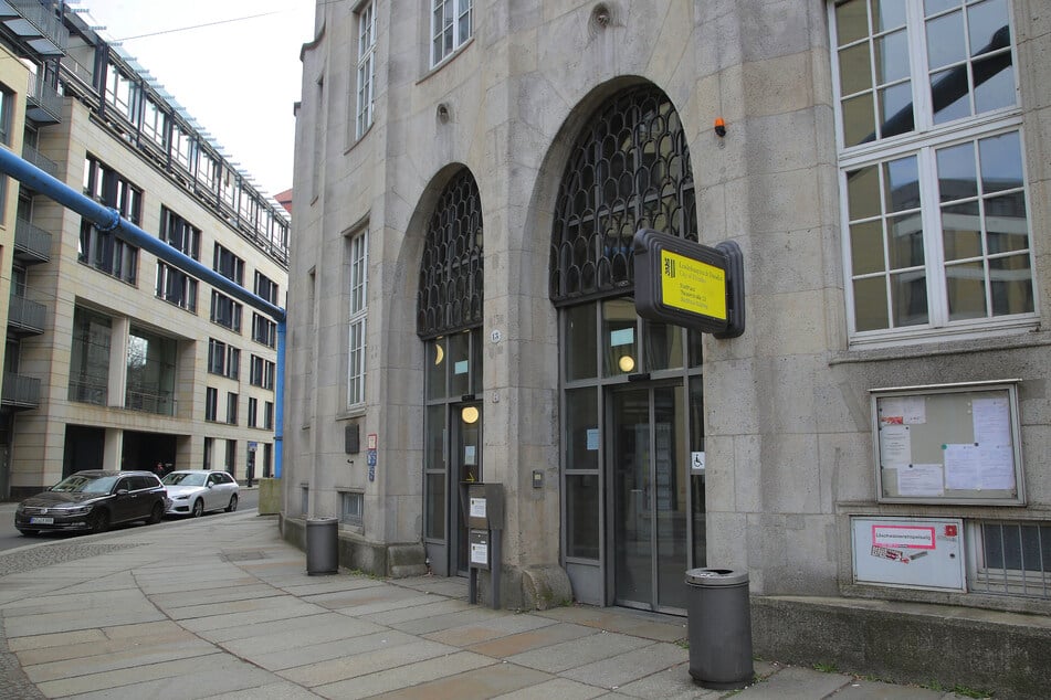 In den Dresdner Bürgerbüros konnten aufgrund technischer Probleme keine digitalen Passbilder eingelesen werden. (Archivfoto)