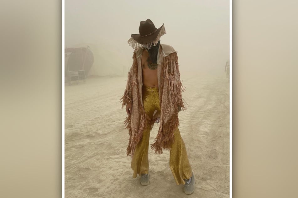 In diesem Cowboy-Outfit stapfte Bill durch die Wüste Nevadas.