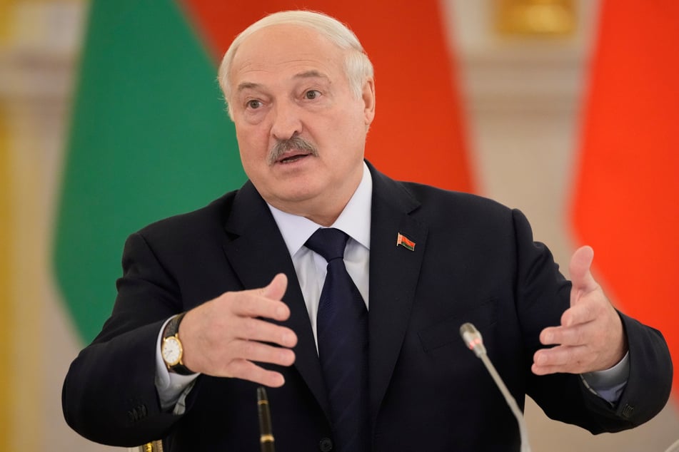 Der Machthaber von Belarus, Alexander Lukaschenko (71), appelliert an Russland und die Ukraine.