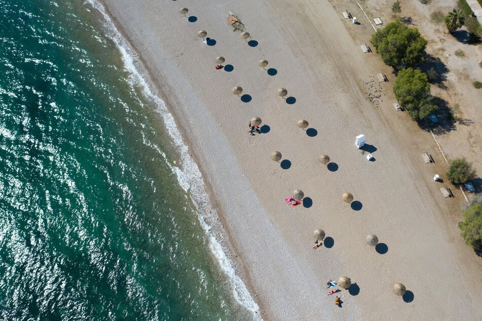 In einigen Regionen Griechenlands können Deutsche bald wieder (relativ unbesorgt) Urlaub machen.