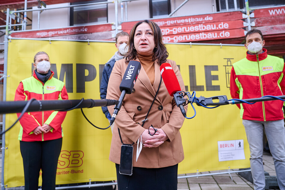 Berlins Gesundheitssenatorin Dilek Kalayci (54, SPD) hat genaue Vorstellungen davon, wie die aktuelle Corona-Ausbreitung gestoppt werden soll.